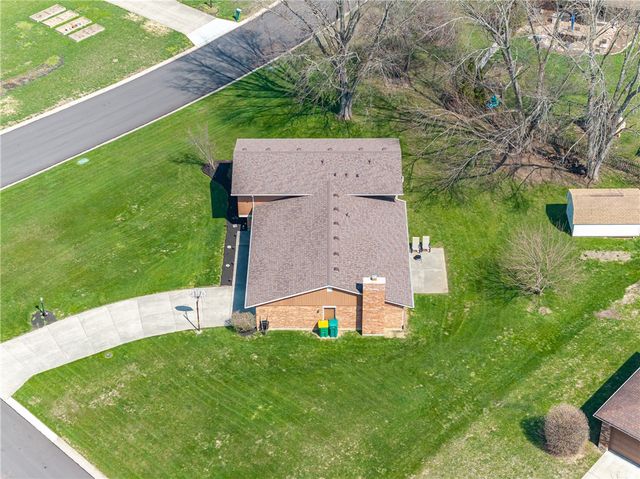 712 Tealwood Drive, Beavercreek, OH 45430