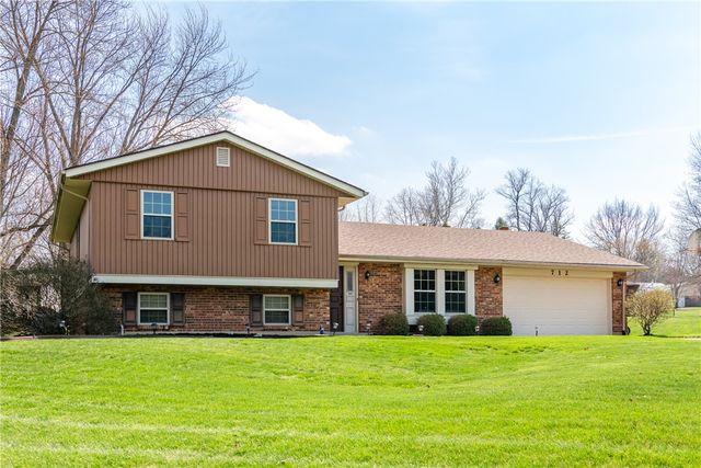 712 Tealwood Drive, Beavercreek, OH 45430