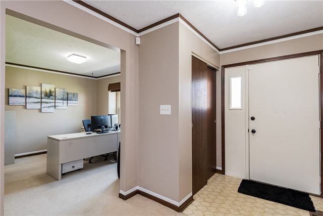 712 Tealwood Drive, Beavercreek, OH 45430