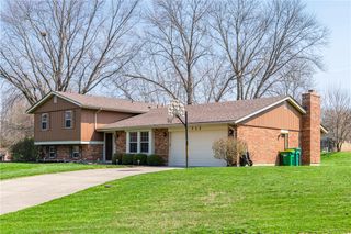 712 Tealwood Drive, Beavercreek, OH 45430