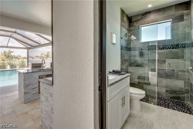 1715 SW 6th AVE, Cape Coral, FL 33991