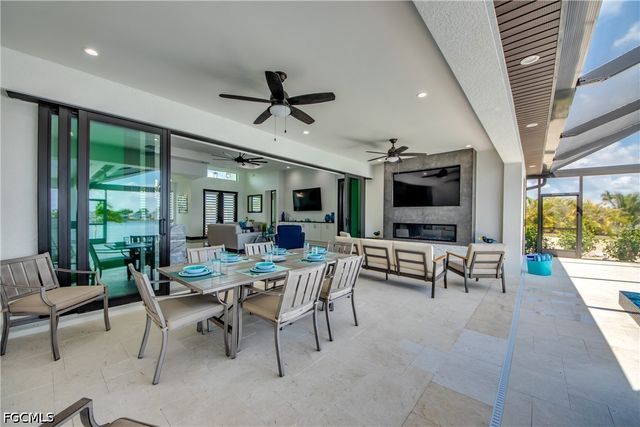1715 SW 6th AVE, Cape Coral, FL 33991