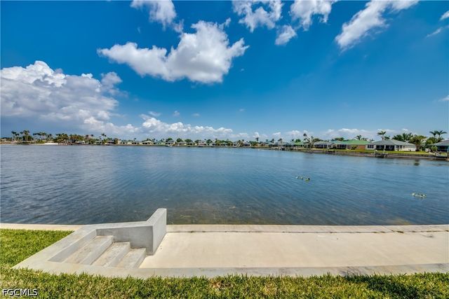 1715 SW 6th AVE, Cape Coral, FL 33991