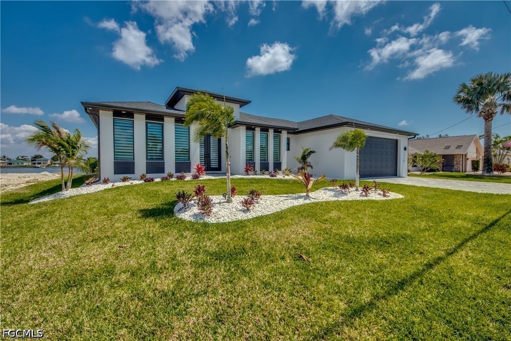 1715 SW 6th AVE, Cape Coral, FL 33991