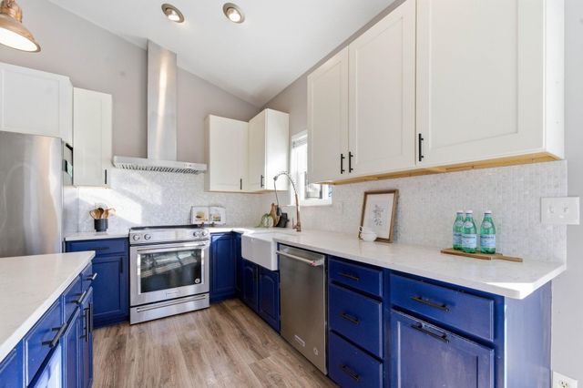 1931 N Beretta Ct, Andover, KS 67002