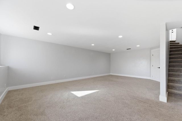 1931 N Beretta Ct, Andover, KS 67002