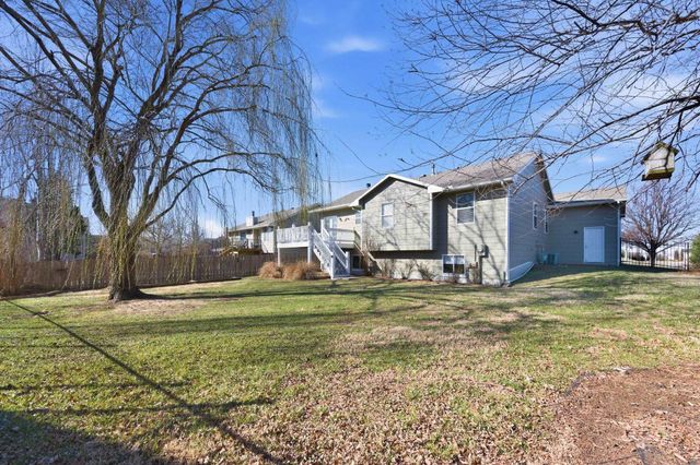 1931 N Beretta Ct, Andover, KS 67002