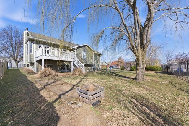 1931 N Beretta Ct, Andover, KS 67002