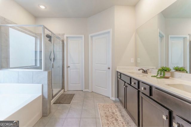 5987 Park Bay Court, Flowery Branch, GA 30542
