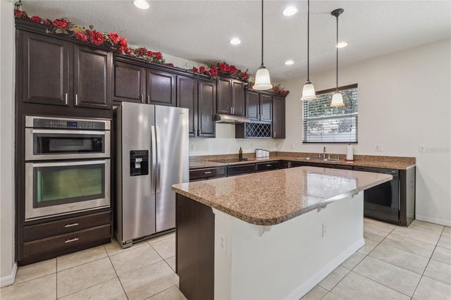 1572 AUBURN HILLS COURT, Tavares, FL 32778