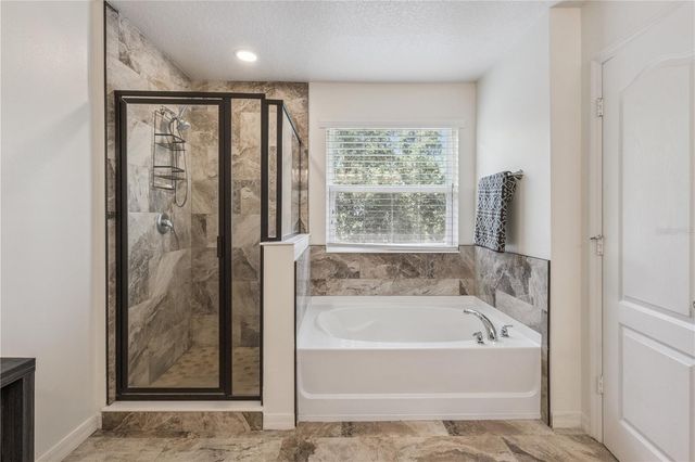 1572 AUBURN HILLS COURT, Tavares, FL 32778