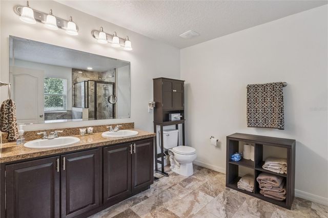 1572 AUBURN HILLS COURT, Tavares, FL 32778