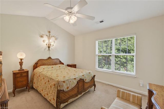 833 Federal Hall Lane, Kernersville, NC 27284