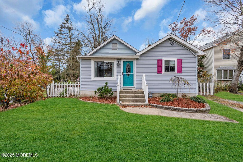 79 Frederick Avenue, Howell, NJ 07731