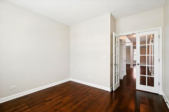 36 Tournament Drive S, Hawthorn Woods, IL 60047