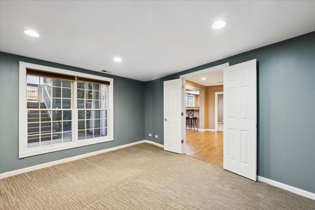 36 Tournament Drive S, Hawthorn Woods, IL 60047