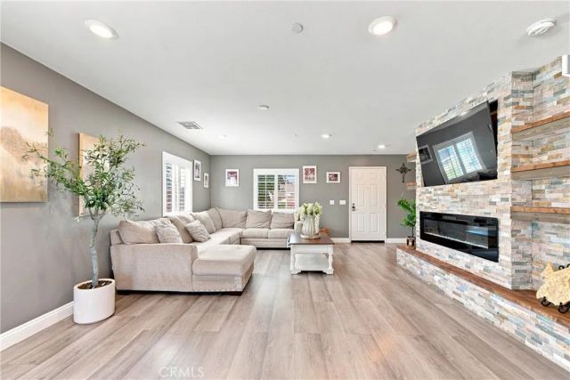 1304 Desert Rose Court, San Jacinto, CA 92582