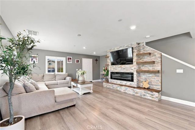 1304 Desert Rose Court, San Jacinto, CA 92582