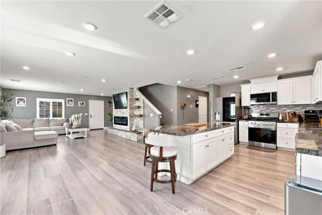 1304 Desert Rose Court, San Jacinto, CA 92582