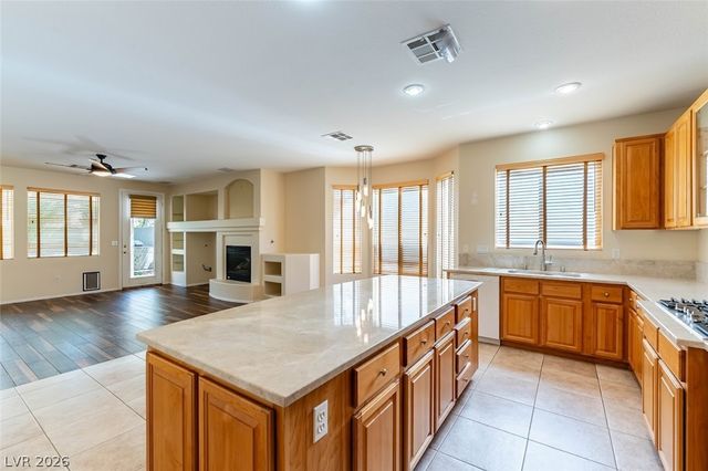 240 Whitly Bay Avenue, Las Vegas, NV 89148