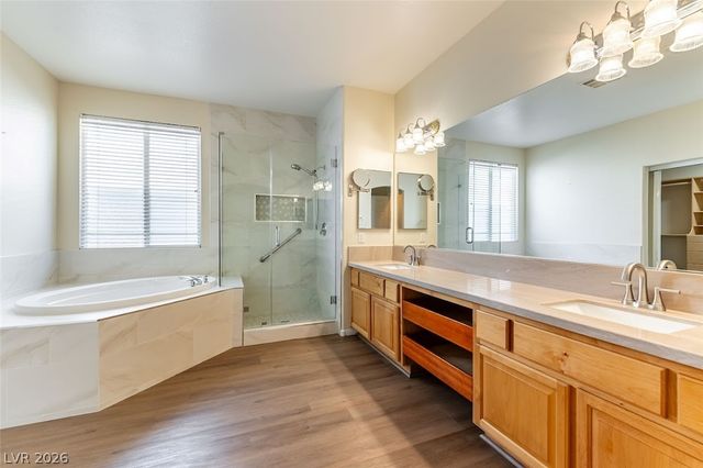 240 Whitly Bay Avenue, Las Vegas, NV 89148