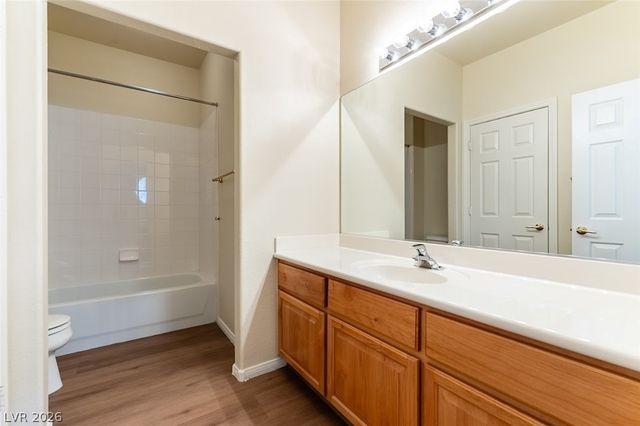 240 Whitly Bay Avenue, Las Vegas, NV 89148