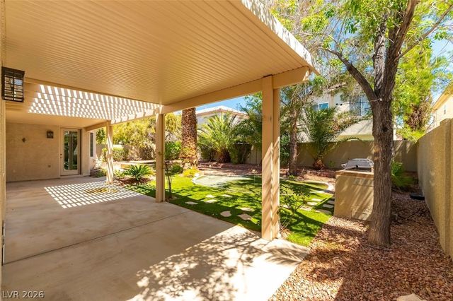 240 Whitly Bay Avenue, Las Vegas, NV 89148