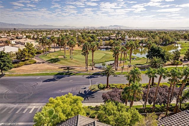 240 Whitly Bay Avenue, Las Vegas, NV 89148