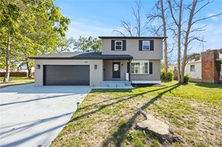 1415 100th Street, Niagara Falls, NY 14304