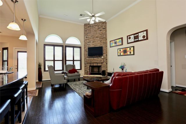 26715 Richwood Oaks Drive, Katy, TX 77494