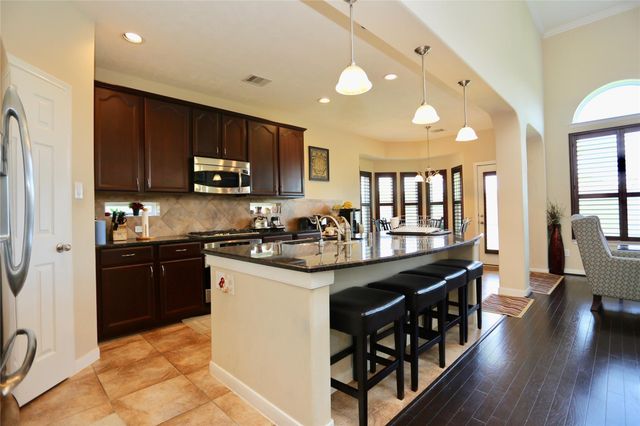 26715 Richwood Oaks Drive, Katy, TX 77494