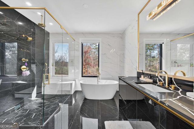 3440 Ronnie Lane, Suwanee, GA 30024