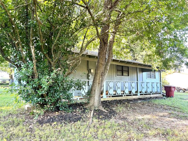 316 Kaufman, Mount Vernon, TX 75457