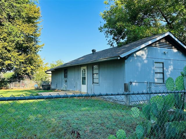 316 Kaufman, Mount Vernon, TX 75457