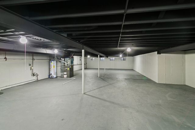 17001 Kimbark Avenue, South Holland, IL 60473