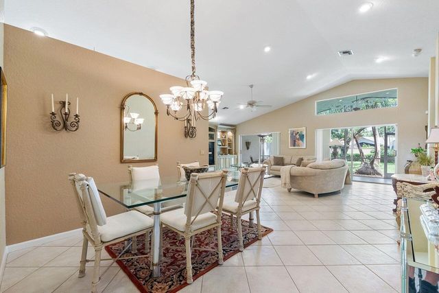 6643 Sherbrook Drive, Boynton Beach, FL 33437