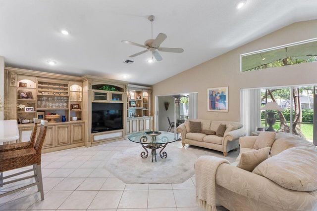 6643 Sherbrook Drive, Boynton Beach, FL 33437