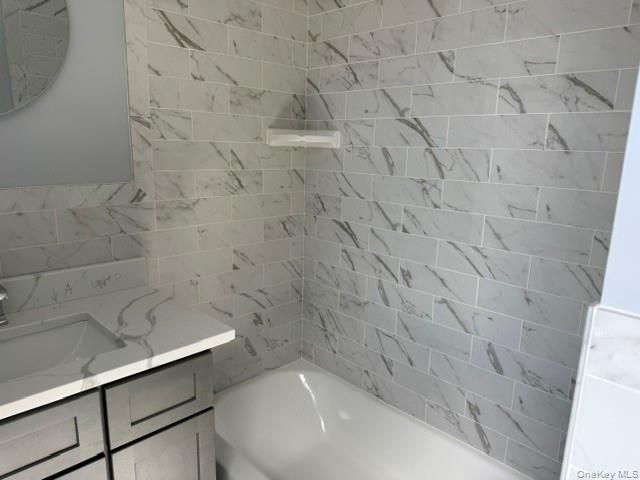 10-12 Main Street 2, Kings Park, NY 11754