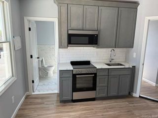 10-12 Main Street 2, Kings Park, NY 11754