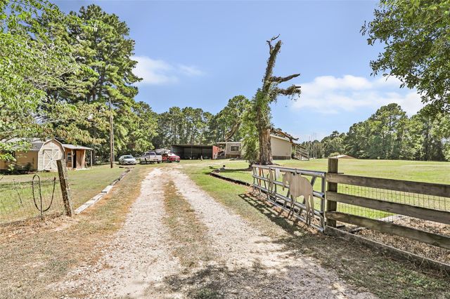 16980 Main Drive, Willis, TX 77318