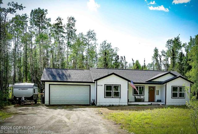 5050 N Gold Mint Drive, Wasilla, AK 99654