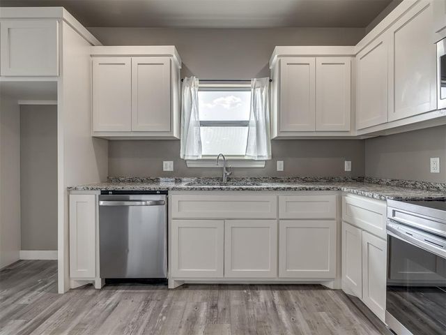 517 S Broadway Avenue, Guthrie, OK 73044