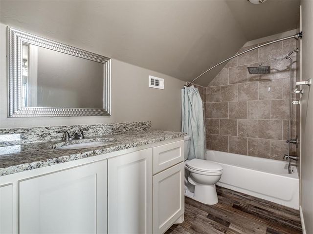 517 S Broadway Avenue, Guthrie, OK 73044