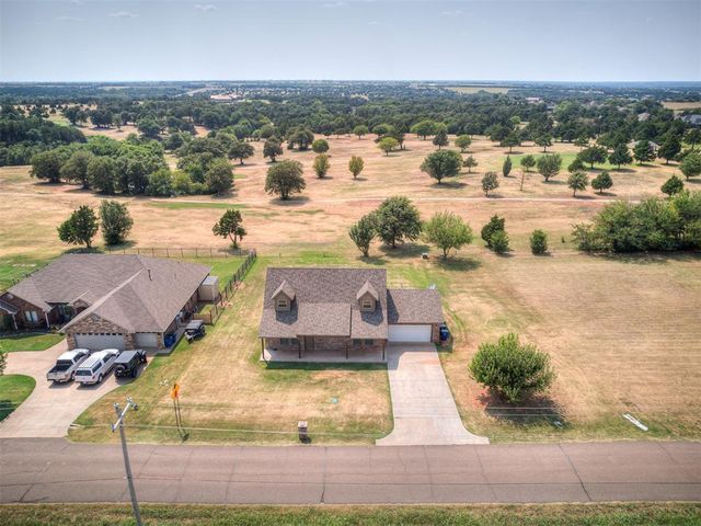 517 S Broadway Avenue, Guthrie, OK 73044