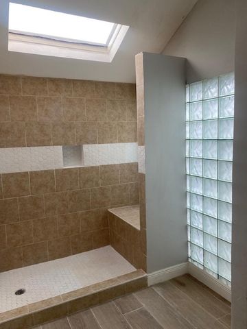 9339 Stonecreek Lane, Houston, TX 77036