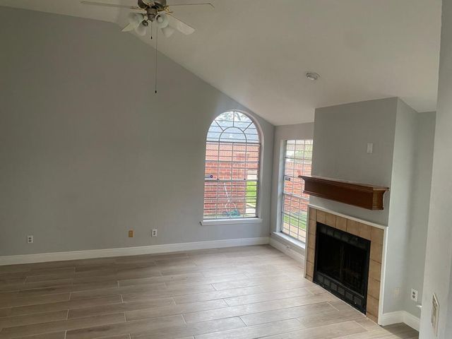 9339 Stonecreek Lane, Houston, TX 77036