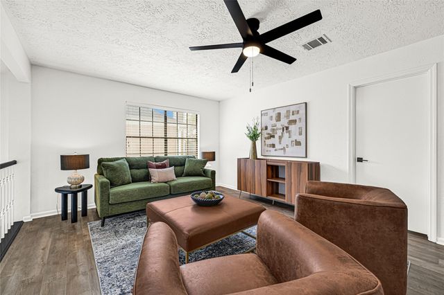 4214 Manordale Drive, Pasadena, TX 77505