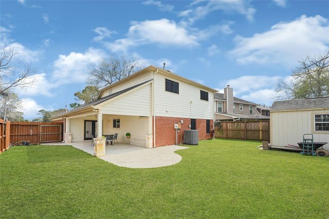 4214 Manordale Drive, Pasadena, TX 77505