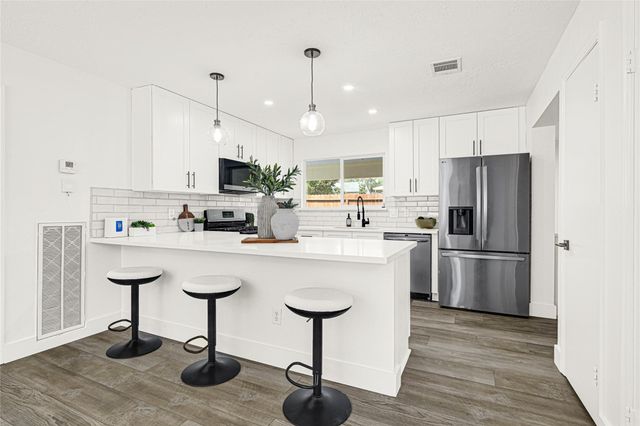 4214 Manordale Drive, Pasadena, TX 77505