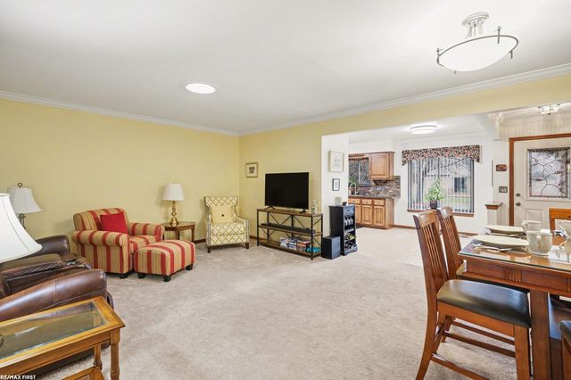 20604 Birch Meadow Drive, Clinton Twp, MI 48036
